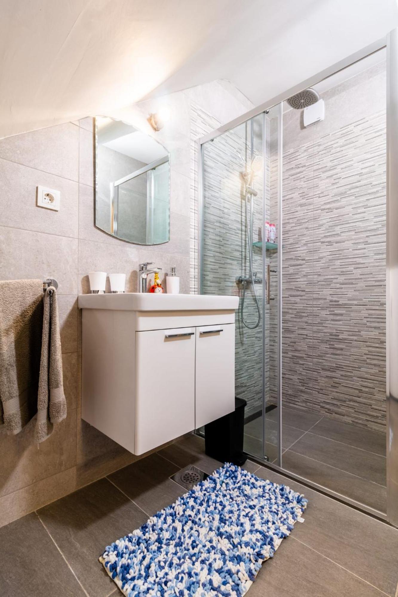 Studio Apartman Mirela Kastel Stafilic Каштела Экстерьер фото